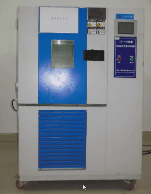 Environmental and weathering test equipment